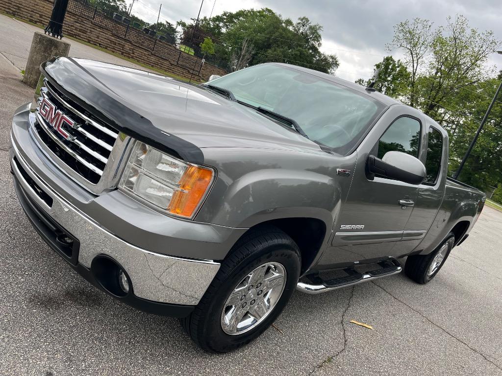 2013 GMC Sierra 1500 SLE photo