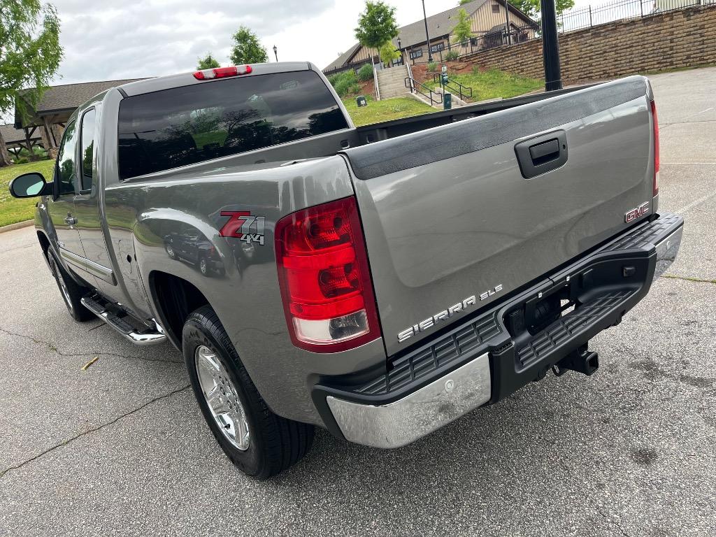 2013 GMC Sierra 1500 SLE photo