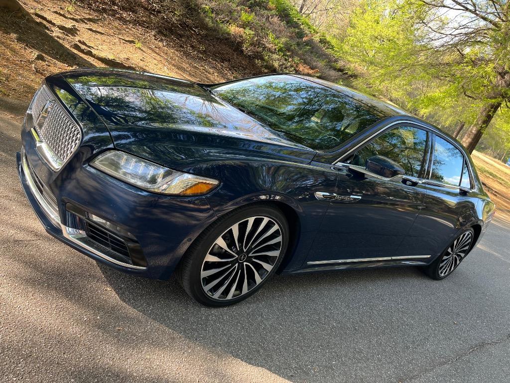 2017 Lincoln Continental - $17,950