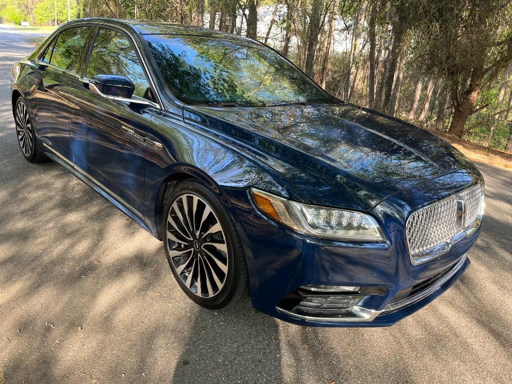2017 Lincoln Continental - $17,950