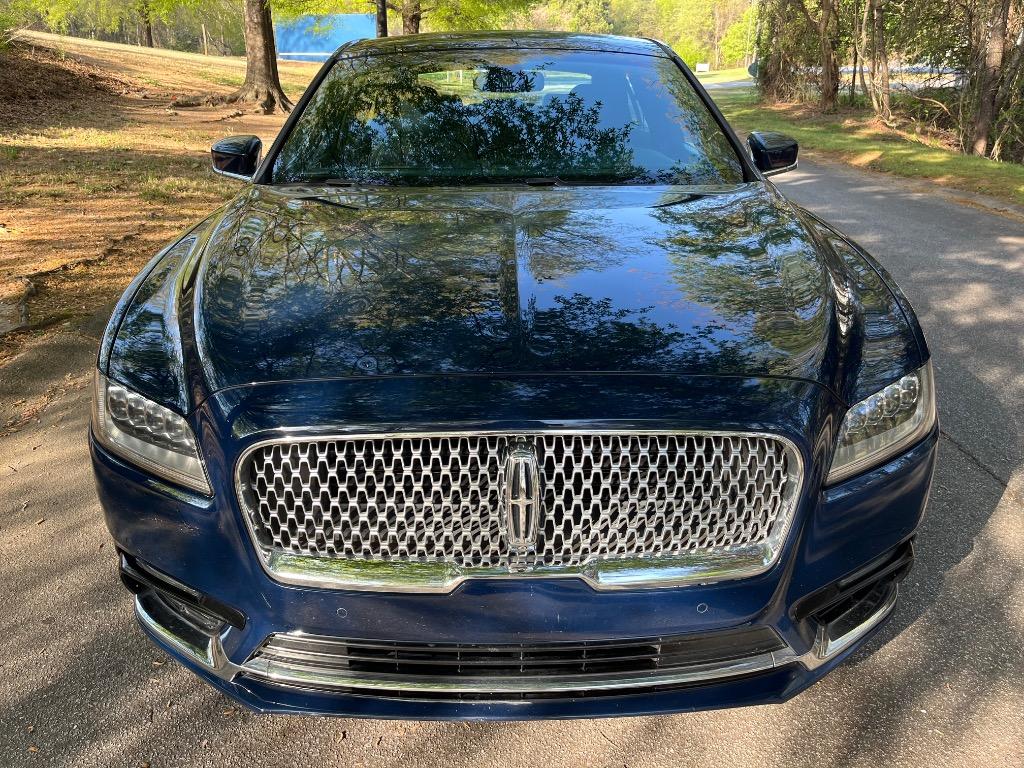 2017 Lincoln Continental - $17,950