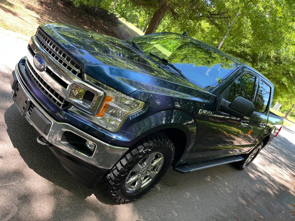 2018 Ford F150 XLT FX4 photo