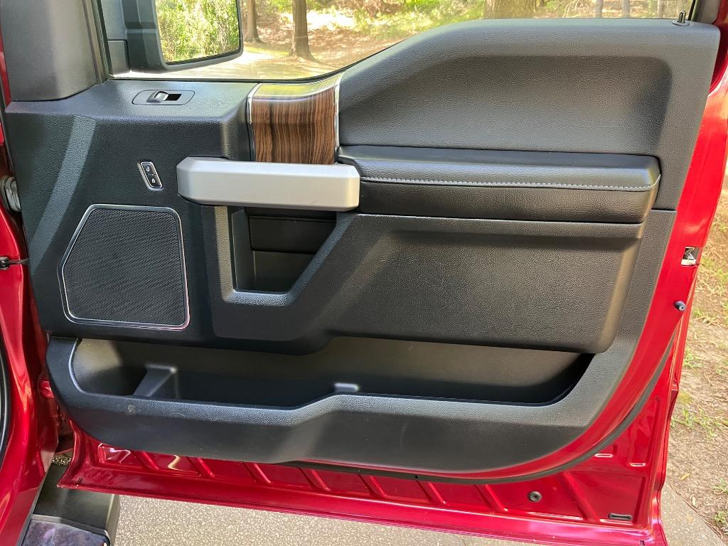 2015 Ford F-150 - $19,950