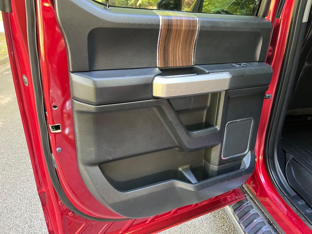 2015 Ford F-150 - $19,950