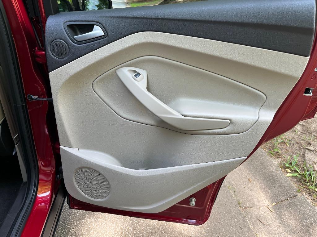 2017 Ford Escape Titanium photo