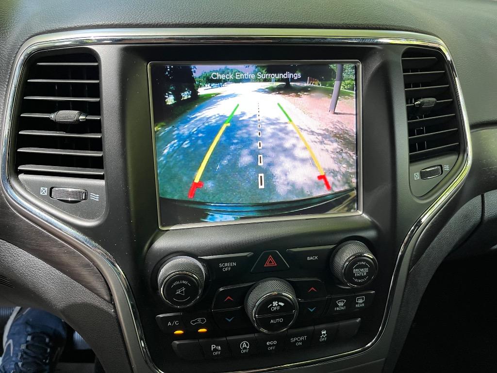 2017 Jeep Grand Cherokee Laredo Altitude photo