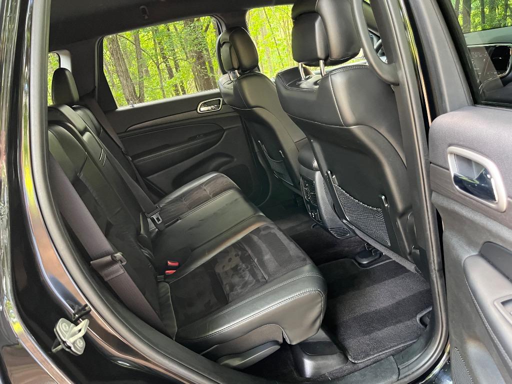 2017 Jeep Grand Cherokee Laredo Altitude photo