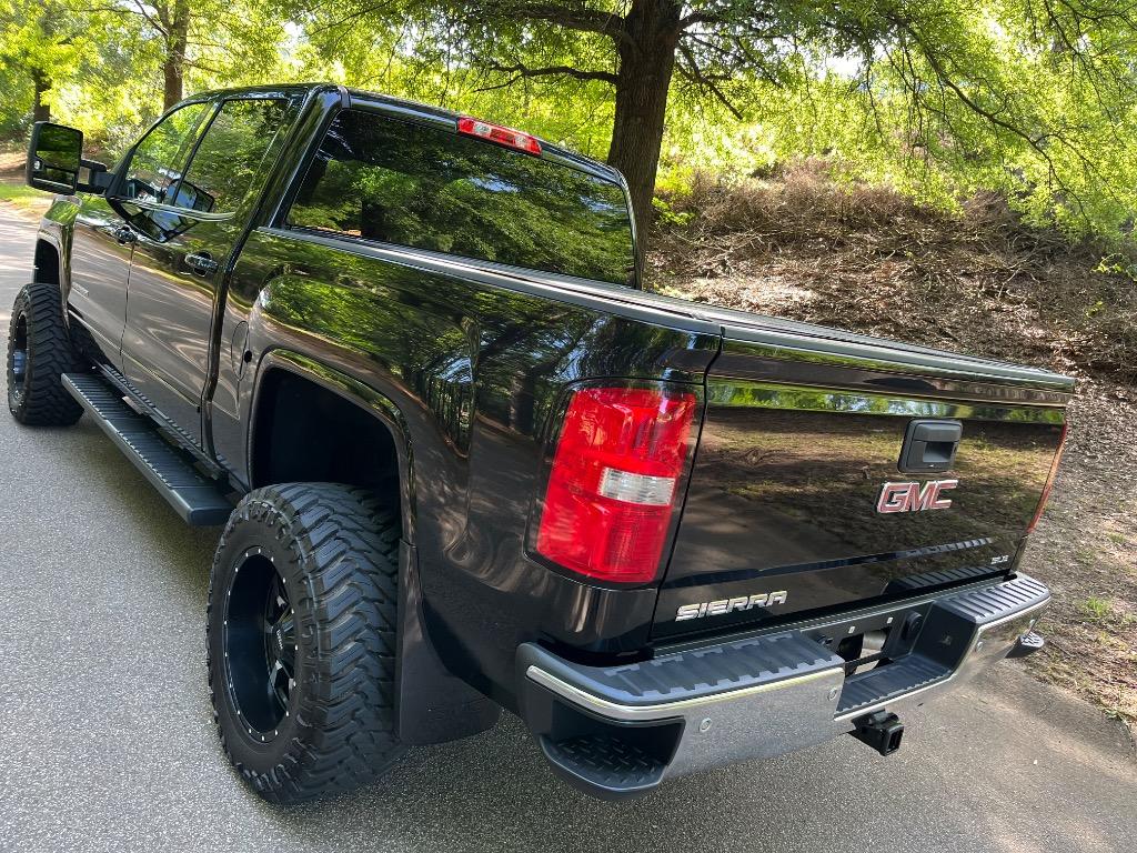 2014 GMC Sierra 1500 SLE photo
