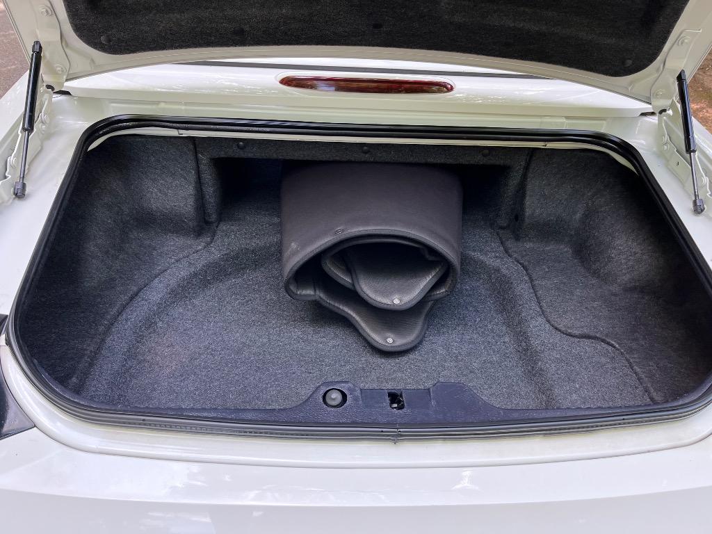 2003 Ford Thunderbird Deluxe photo