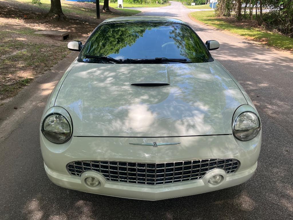 2003 Ford Thunderbird Deluxe photo