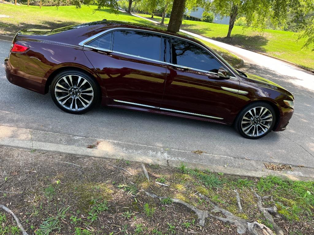 2017 Lincoln Continental Reserve photo