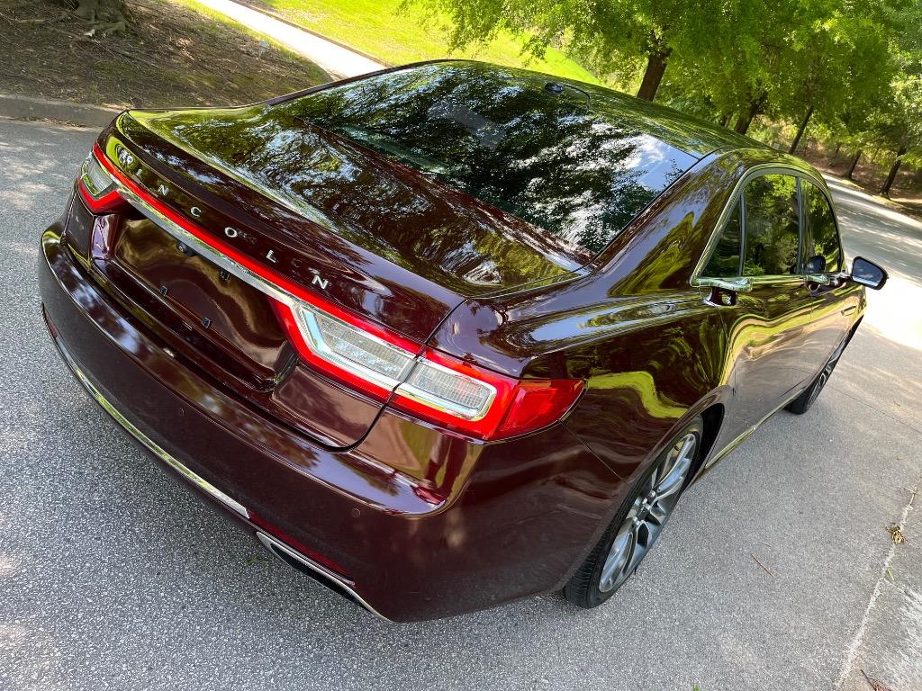 2017 Lincoln Continental Reserve photo