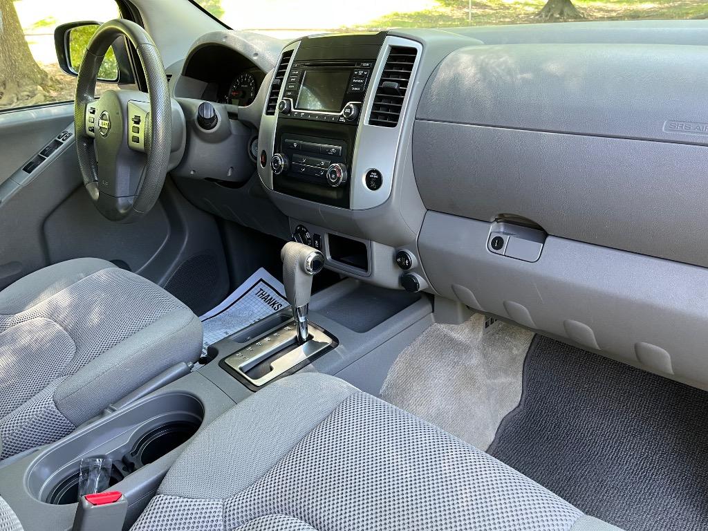 2018 Nissan Frontier SV photo
