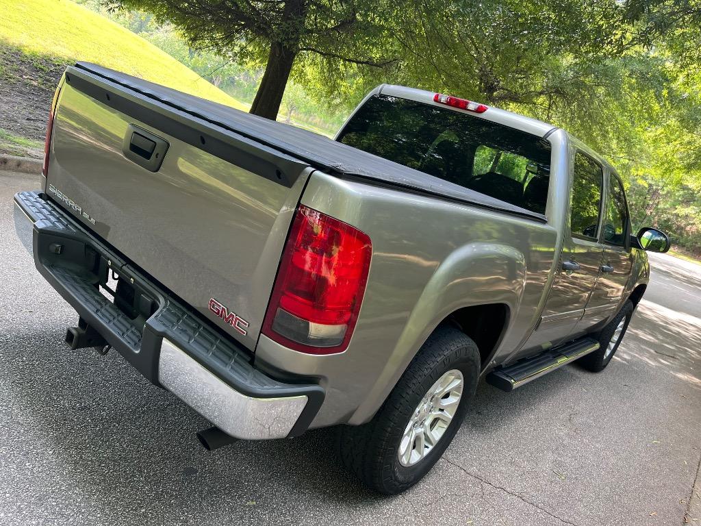 2009 GMC Sierra - $10,950
