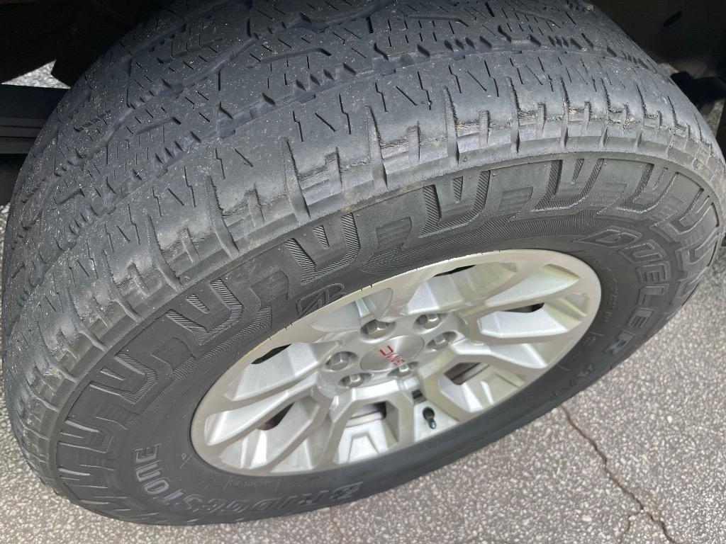 2009 GMC Sierra - $10,950