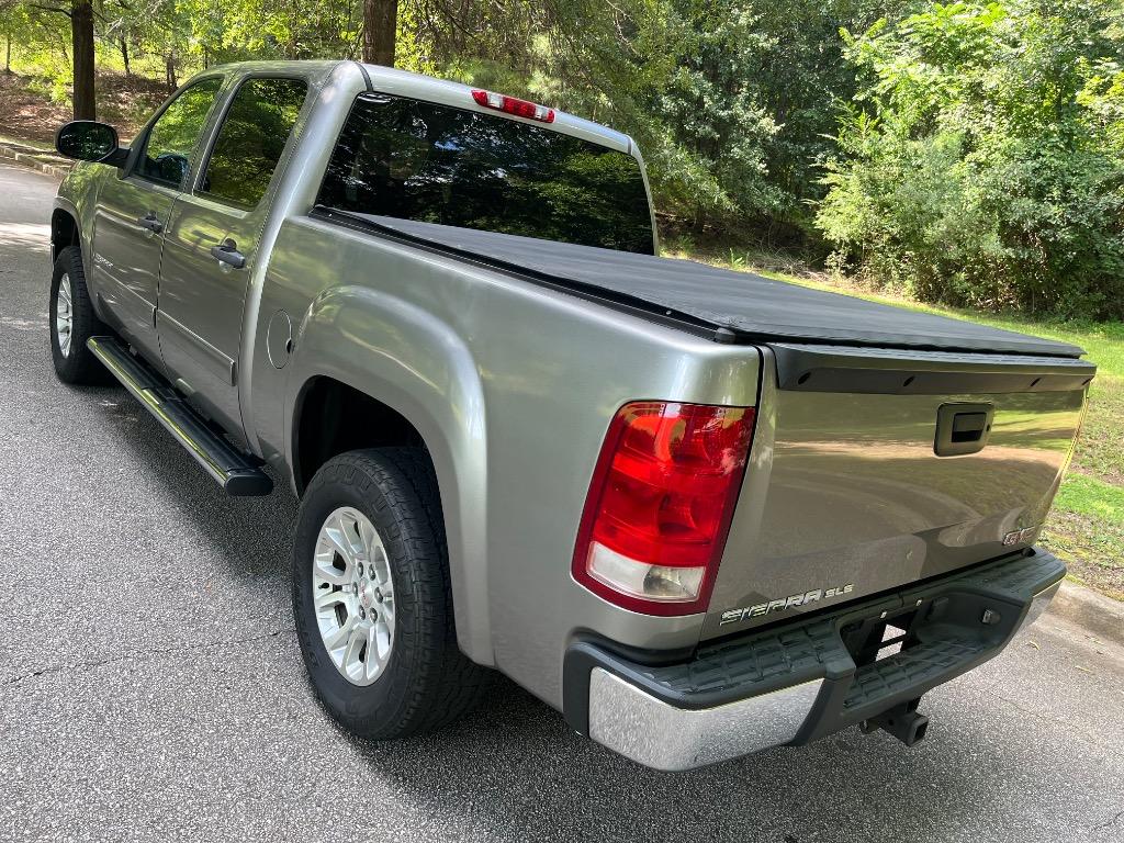 2009 GMC Sierra - $10,950