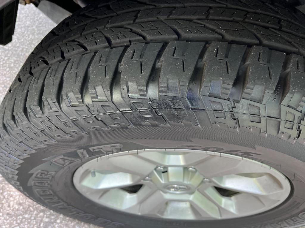 2015 Toyota 4Runner SR5 Premium photo
