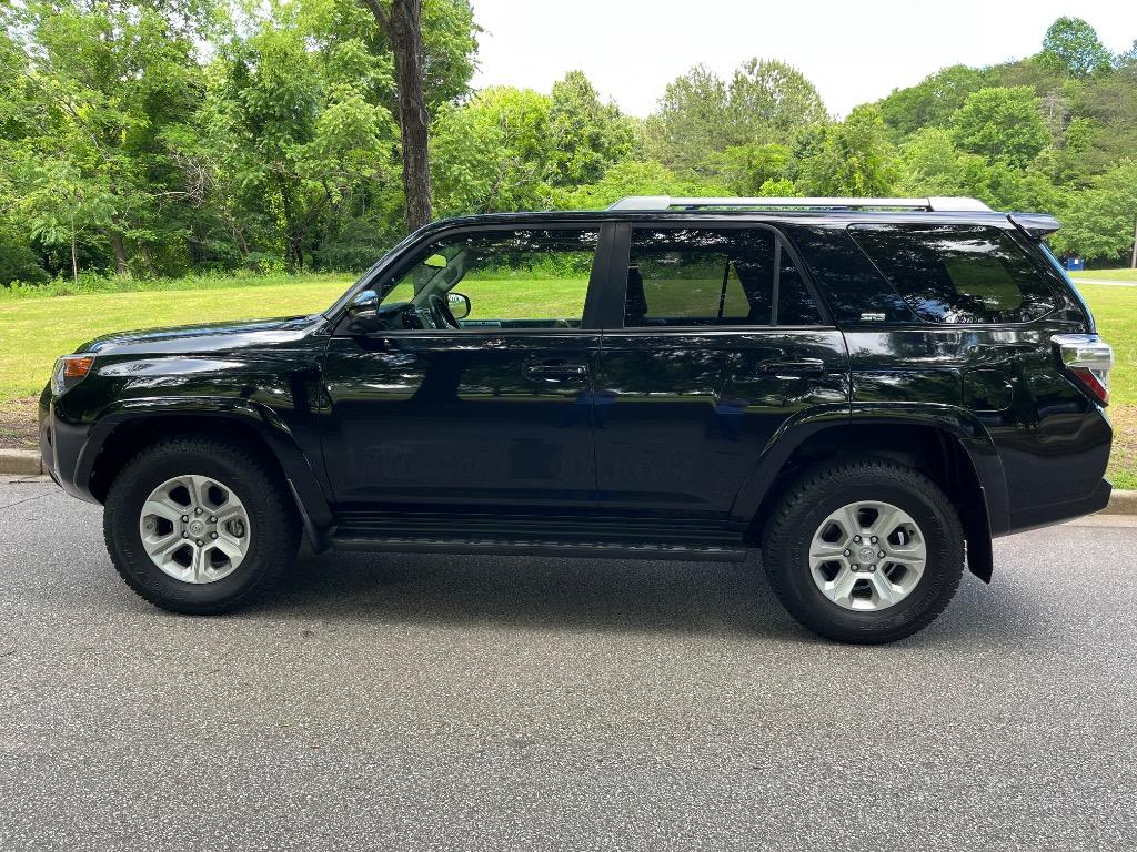 2015 Toyota 4Runner SR5 Premium photo