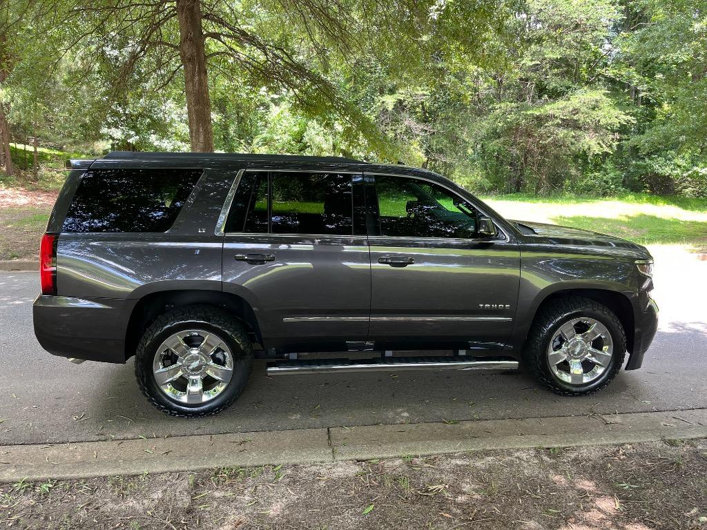 2016 Chevrolet Tahoe LT photo