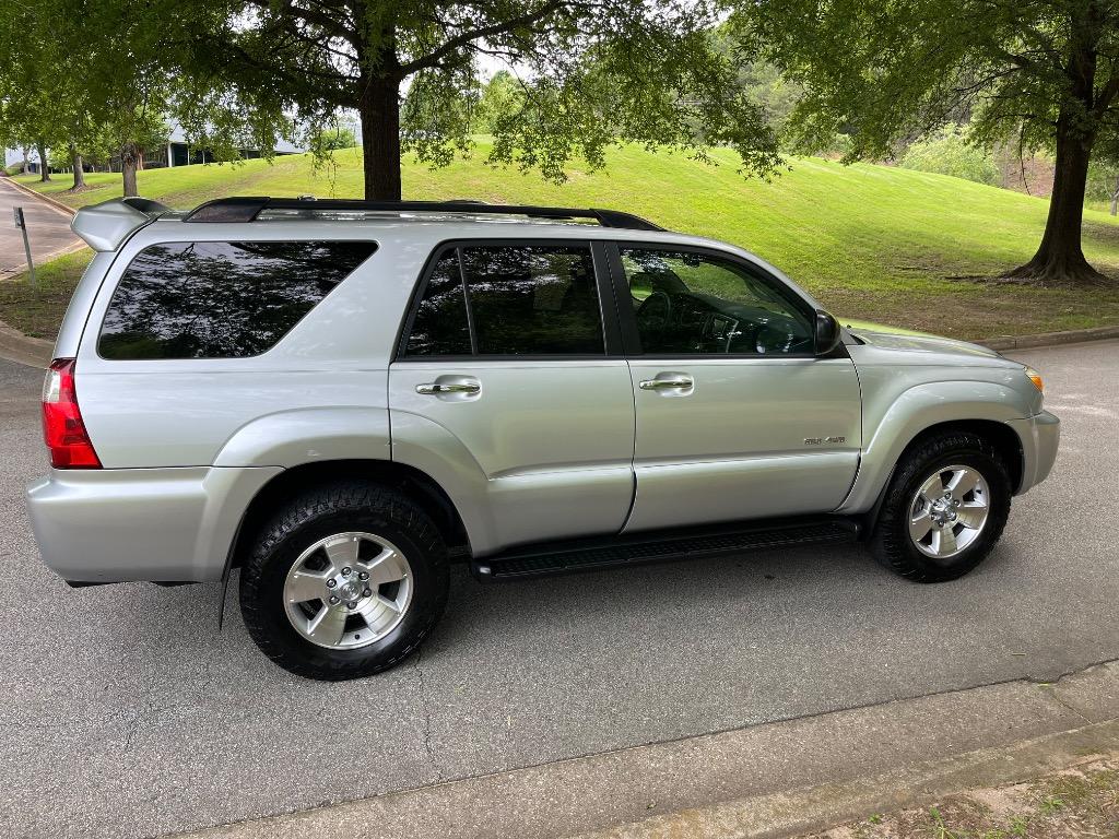 2007 Toyota 4Runner SR5 photo