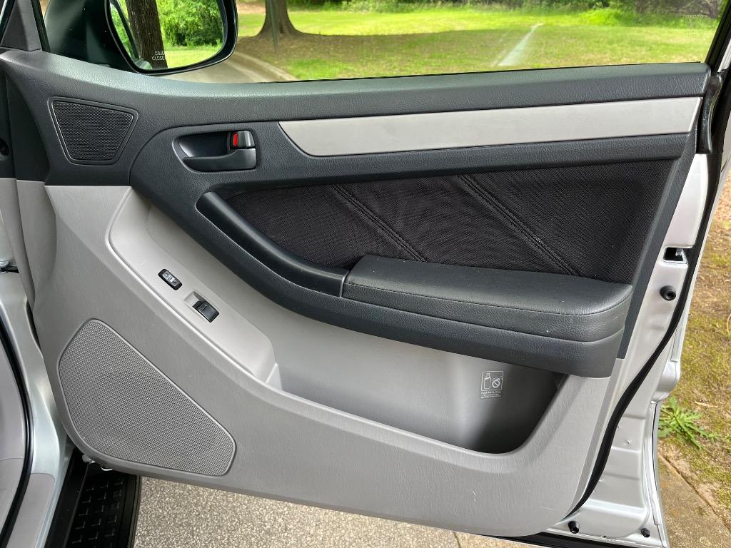 2007 Toyota 4Runner SR5 photo