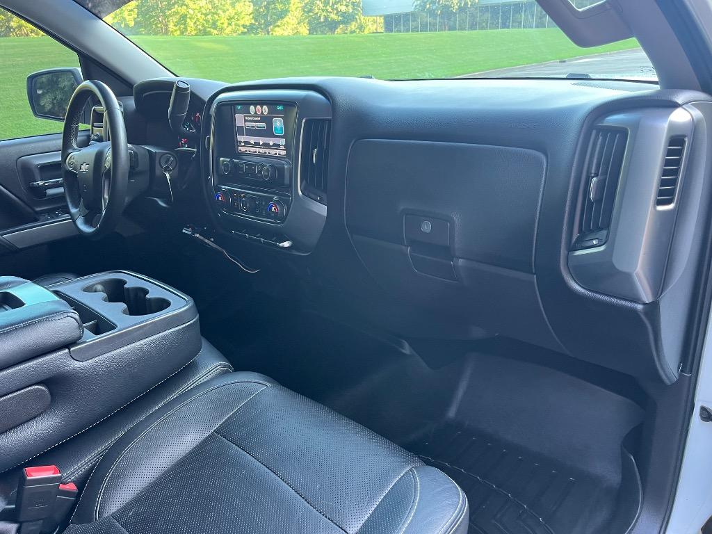 2015 Chevrolet Silverado - $16,950