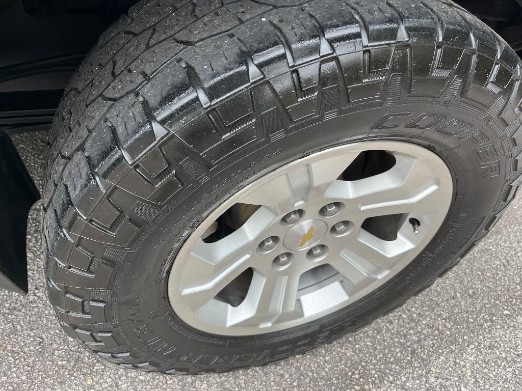 2015 Chevrolet Silverado - $16,950