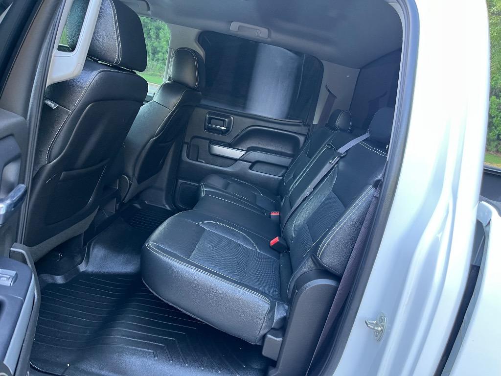 2015 Chevrolet Silverado - $16,950