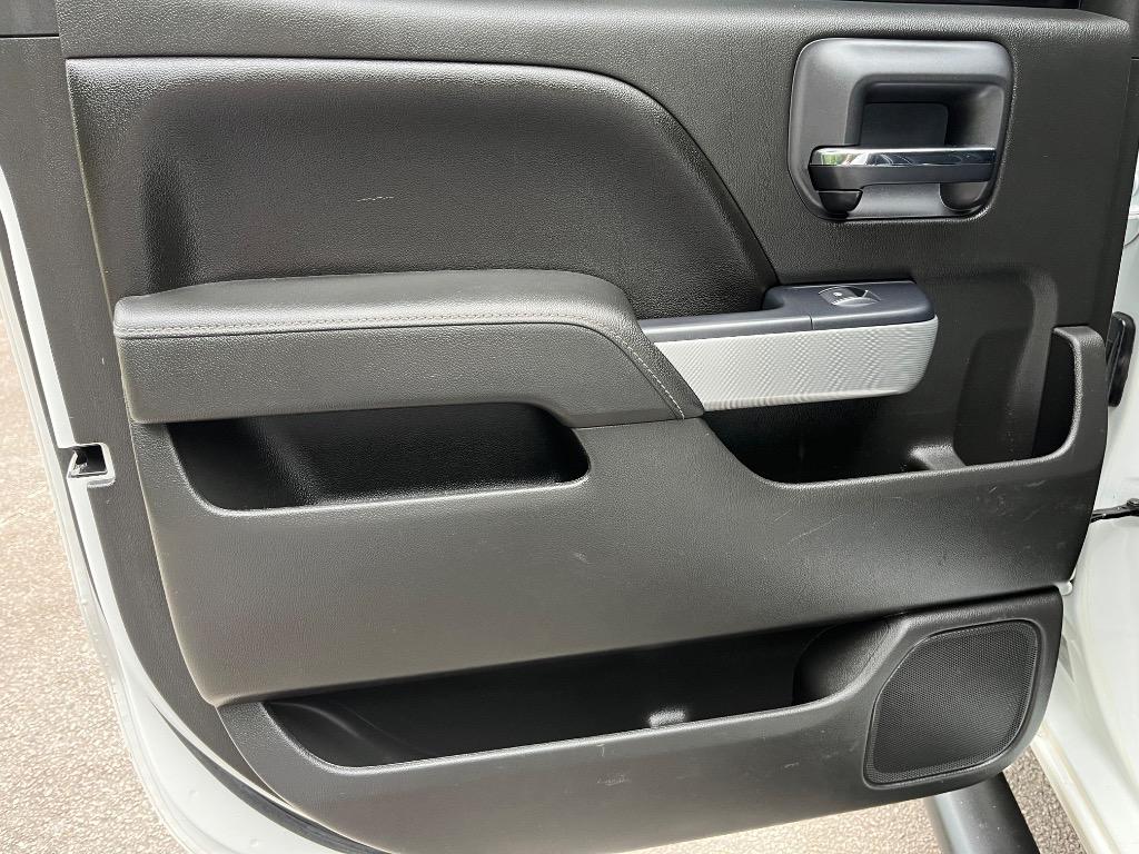 2015 Chevrolet Silverado - $16,950