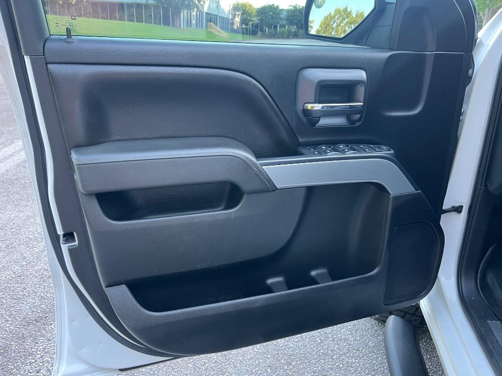 2015 Chevrolet Silverado - $16,950