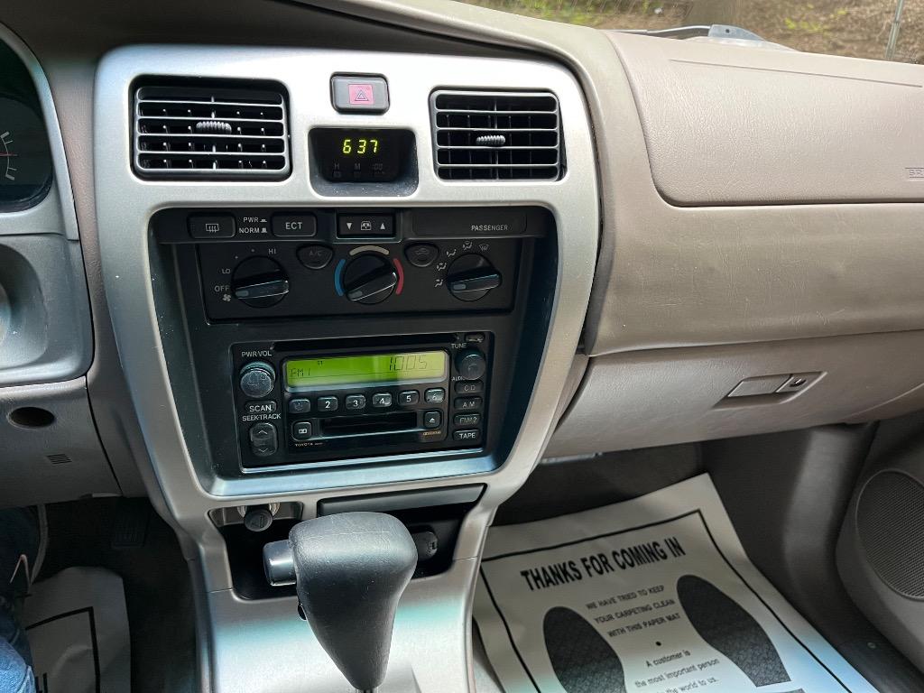 2001 Toyota 4Runner SR5 photo