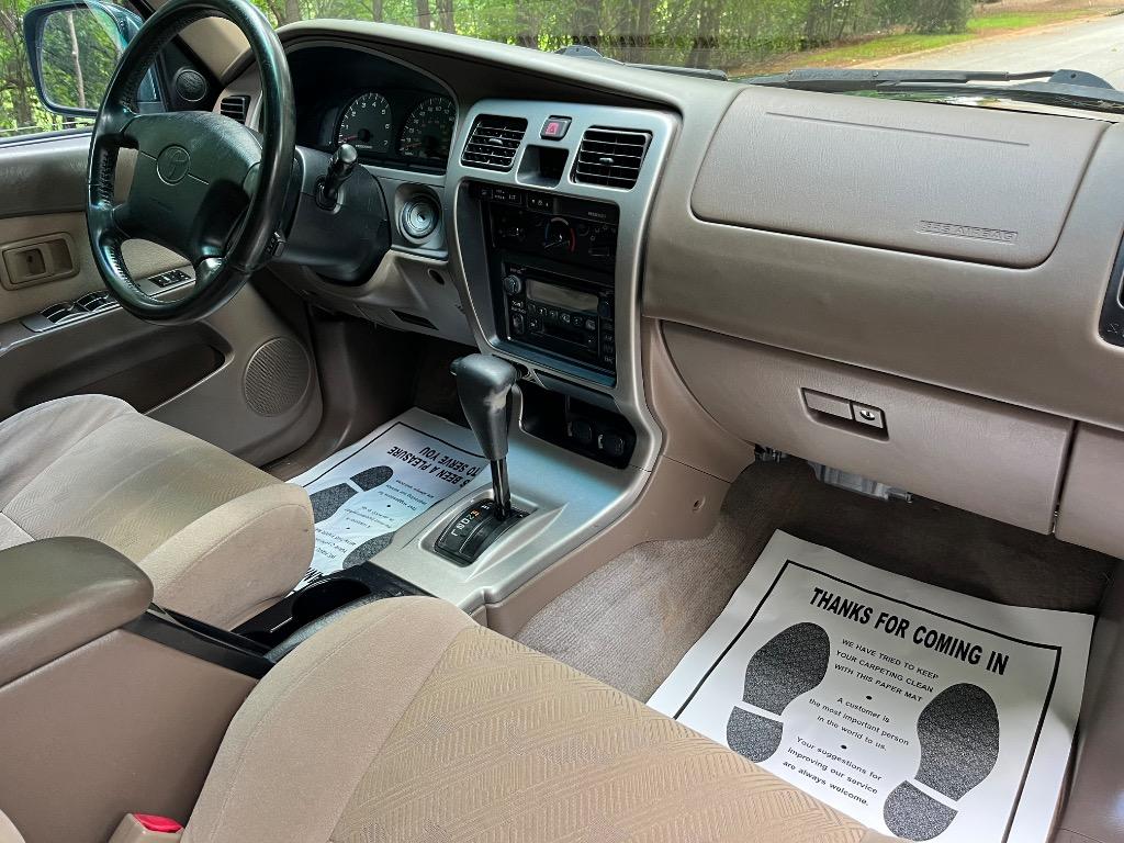 2001 Toyota 4Runner SR5 photo