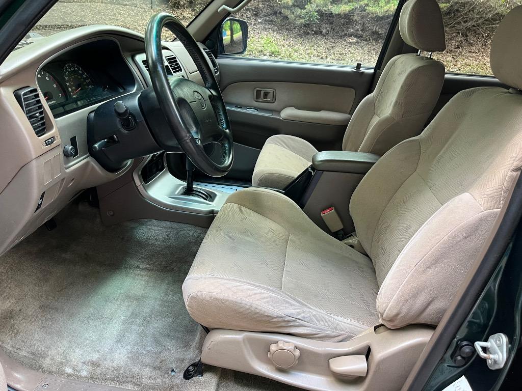2001 Toyota 4Runner SR5 photo
