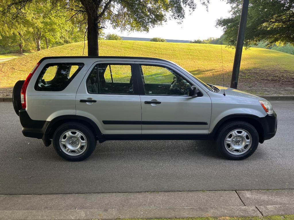 2005 Honda CR-V - $8,450