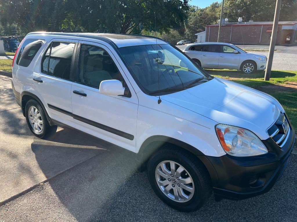 2005 Honda CR-V - $5,750