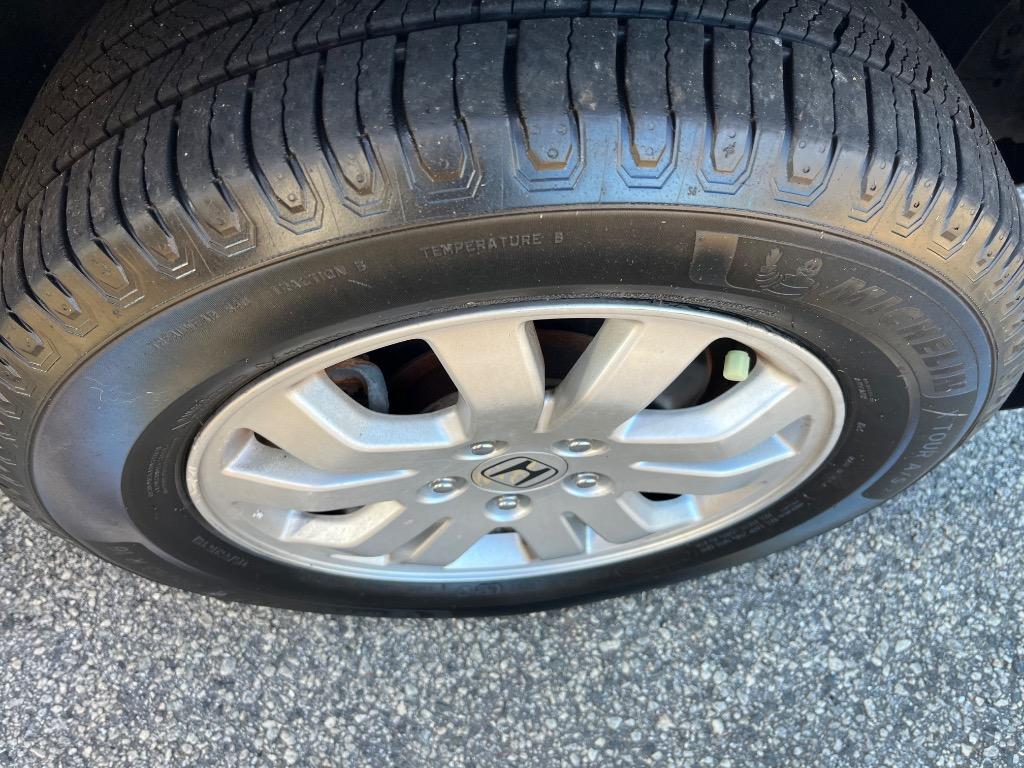 2005 Honda CR-V - $5,750