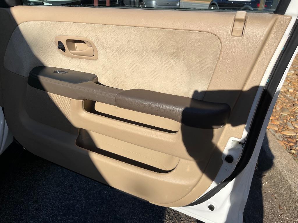 2005 Honda CR-V - $5,750