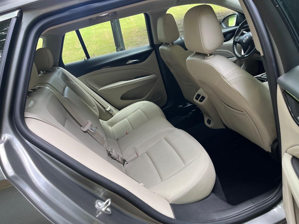 2018 Buick Regal - $21,450