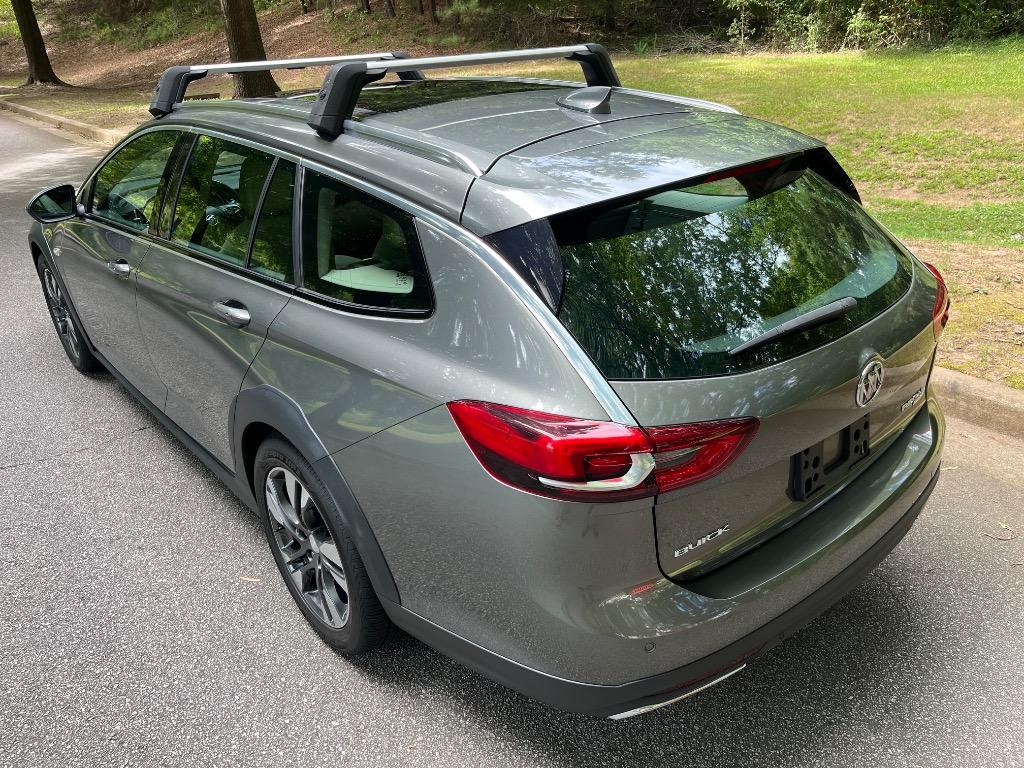 2018 Buick Regal - $21,450