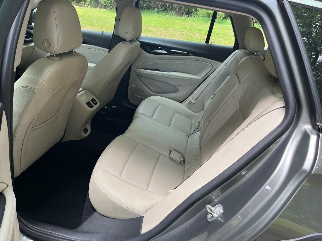 2018 Buick Regal - $21,450