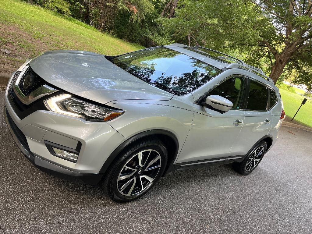 2018 Nissan Rogue - $15,450