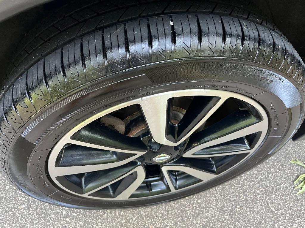 2018 Nissan Rogue - $15,450
