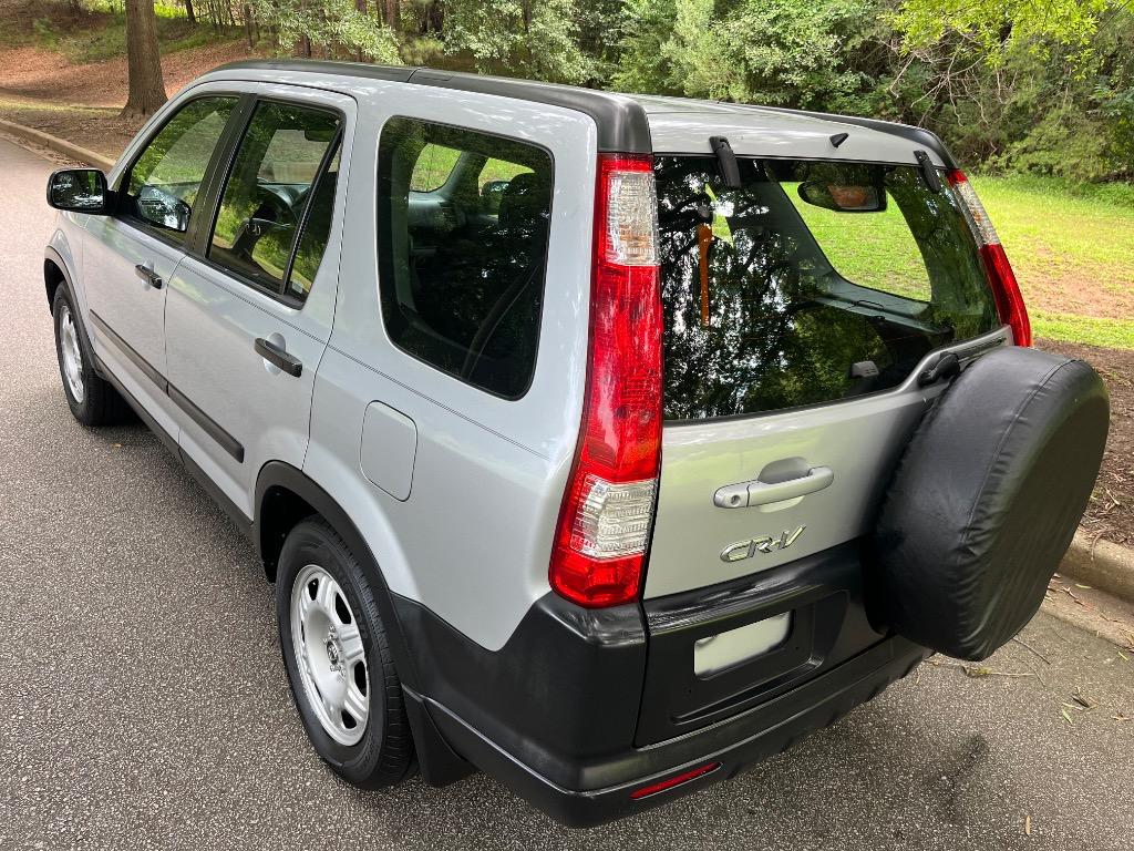 2005 Honda CR-V - $7,650