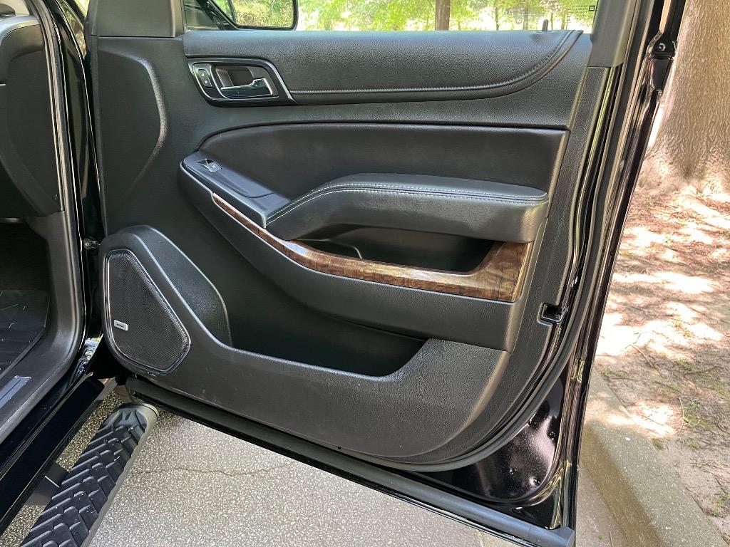 2017 Chevrolet Tahoe - $19,750