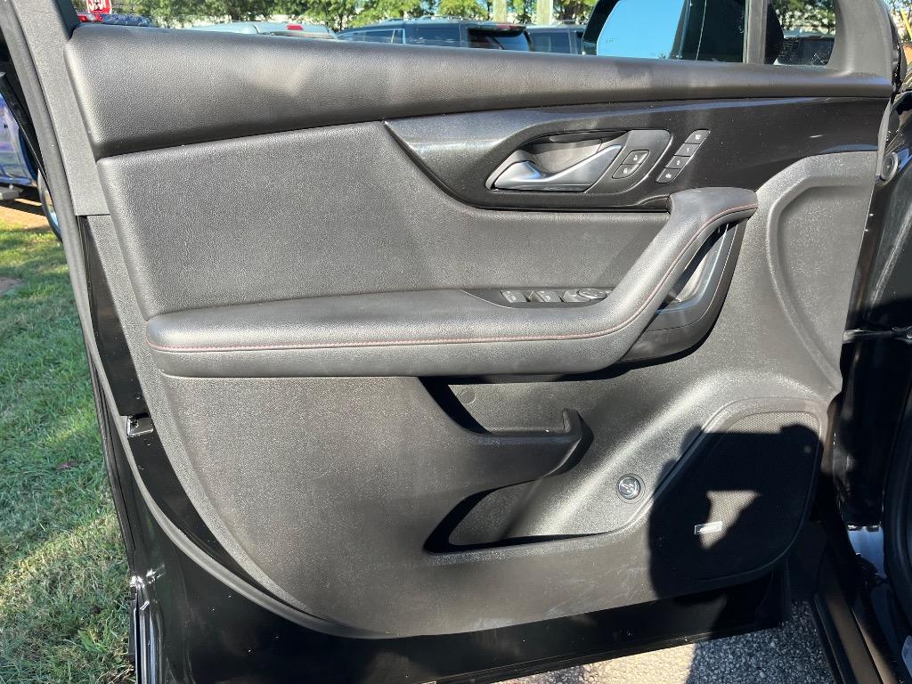 2021 Chevrolet Blazer - $21,950