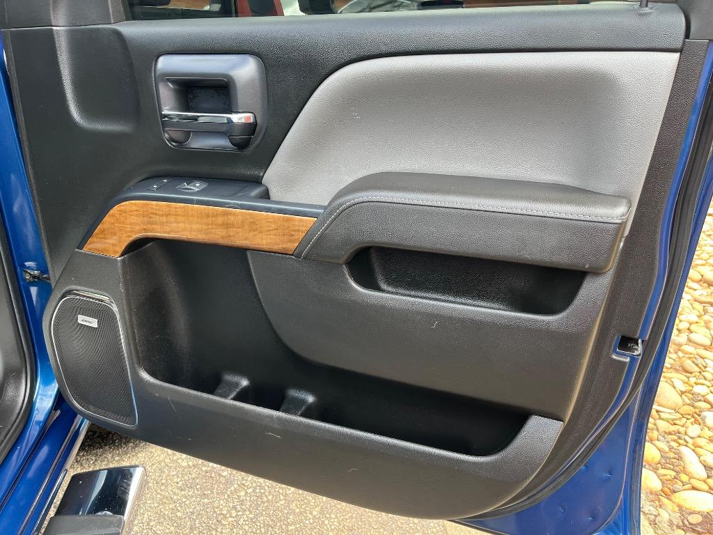 2017 Chevrolet Silverado - $21,450