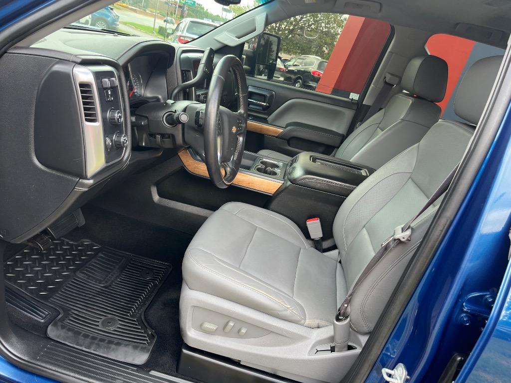 2017 Chevrolet Silverado - $21,450