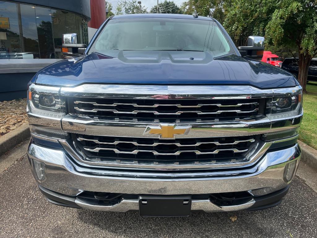 2017 Chevrolet Silverado - $21,450