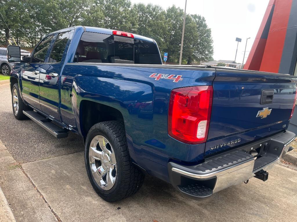 2017 Chevrolet Silverado - $21,450
