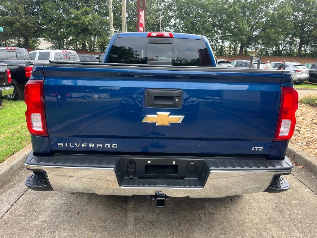 2017 Chevrolet Silverado - $21,450